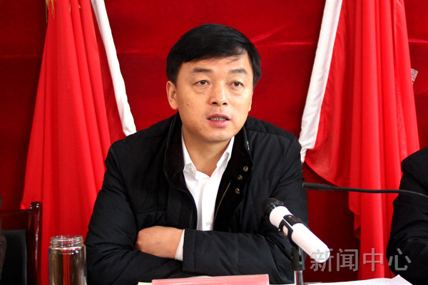 �س������Ƭ�ٿ���ƶ��...